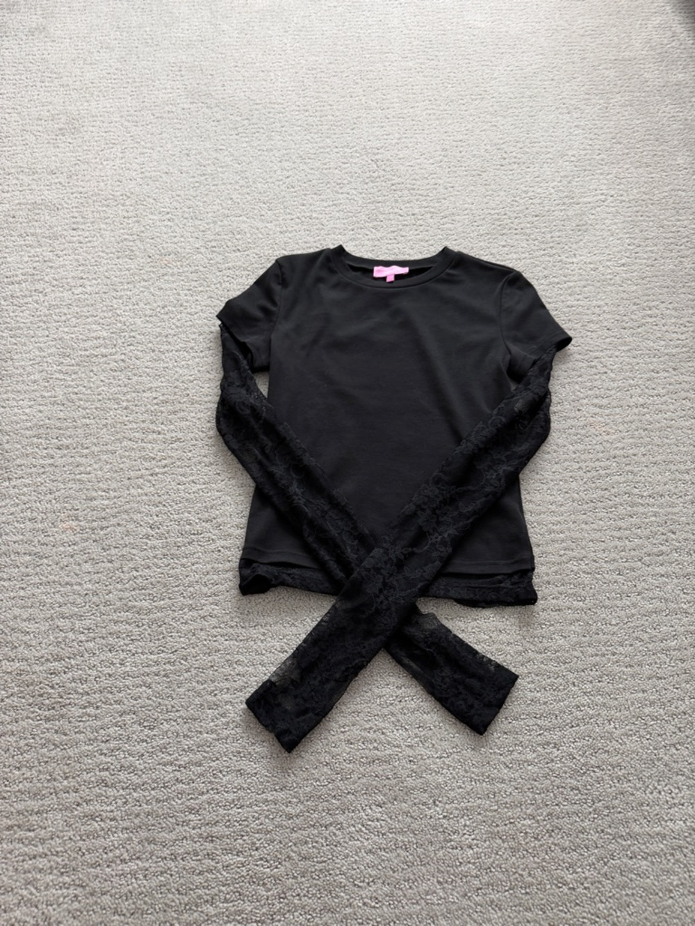 women’s Black Lace-Sleeve Layered Top